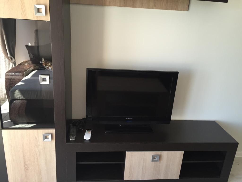 Apartment Kalni Bani Ahyolu Dış mekan fotoğraf